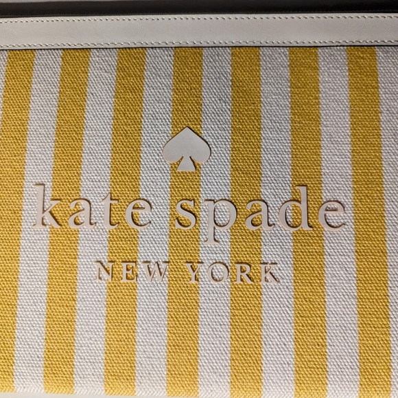 Kate Spade clutch - Picture 3 of 4